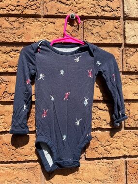 10/$25 • Carters Purely Soft Football Print Long Sleeve Bodysuit